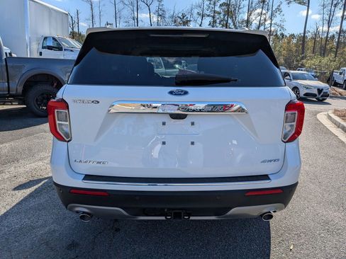 Certified 2023 Ford Explorer Limited w/ Equipment Group 301A image 6