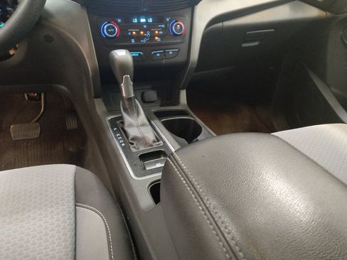 Used 2017 Ford Escape SE w/ Equipment Group 201A FWD image 26