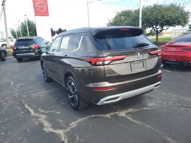 Used 2022 Mitsubishi Outlander SEL FWD image 3