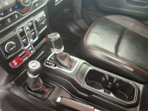 Used 2020 Jeep Gladiator Rubicon image 23
