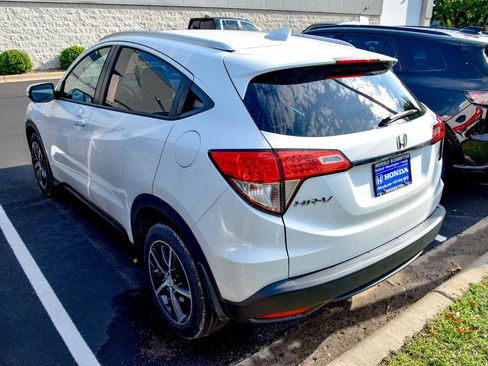 Used 2022 Honda HR-V EX image 7