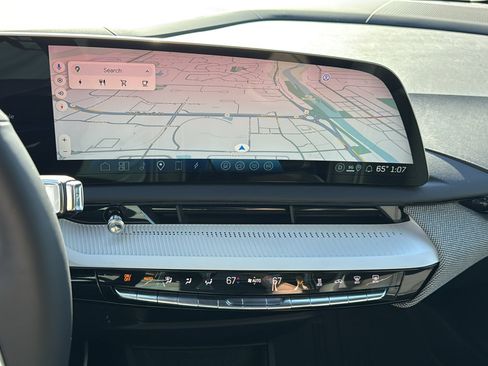 New 2025 Cadillac Optiq Luxury 1 w/ LPO, Floor Liner Package image 18