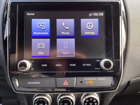 Used 2021 Mitsubishi Outlander Sport SE FWD image 3