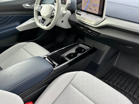 Used 2023 Volkswagen ID.4 Pro S image 17