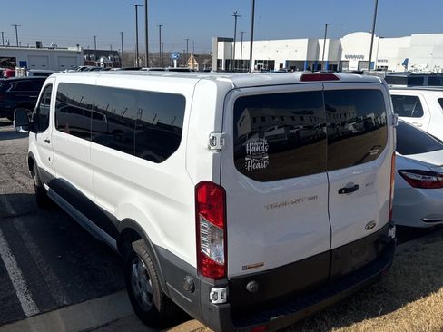 Used 2020 Ford Transit 350 XLT image 4