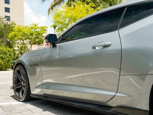 Used 2023 Chevrolet Camaro SS RWD image 19