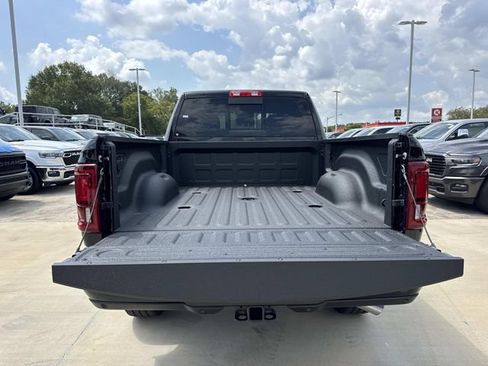 New 2026 RAM 2500 Big Horn AWD/4WD image 10