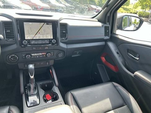 Used 2024 Nissan Frontier PRO-4X w/ Pro Premium Package AWD/4WD image 17
