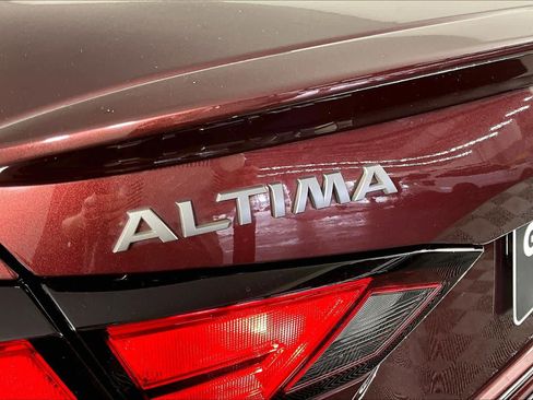 Certified 2023 Nissan Altima 2.5 SL FWD image 45