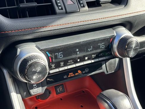 Used 2024 Toyota RAV4 Adventure image 21