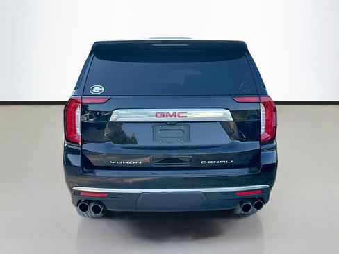 Used 2021 GMC Yukon XL Denali w/ Denali Premium Package RWD image 6