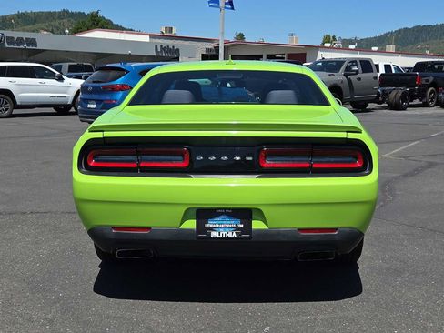 Used 2015 Dodge Challenger R/T w/ Quick Order Package 22B R/T RWD image 13