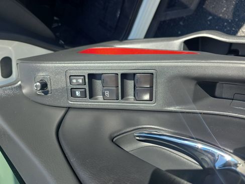 Used 2025 Nissan Frontier PRO-4X AWD/4WD image 27