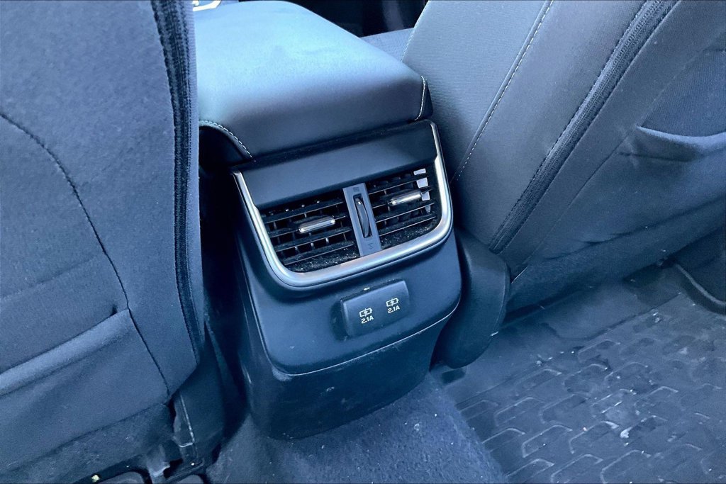 Used 2022 Subaru Outback Premium AWD/4WD image 10