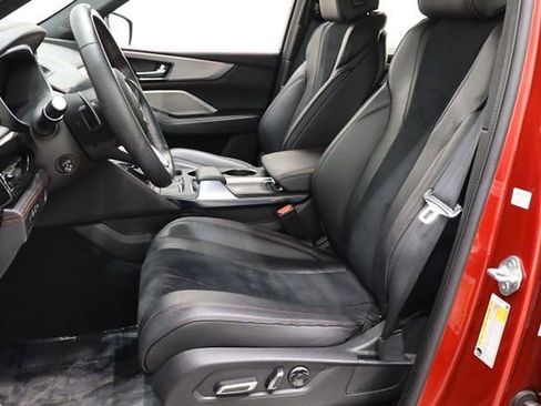 Used 2022 Acura MDX A-Spec image 10