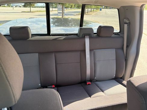 Used 2005 Ford F150 XLT AWD/4WD image 27