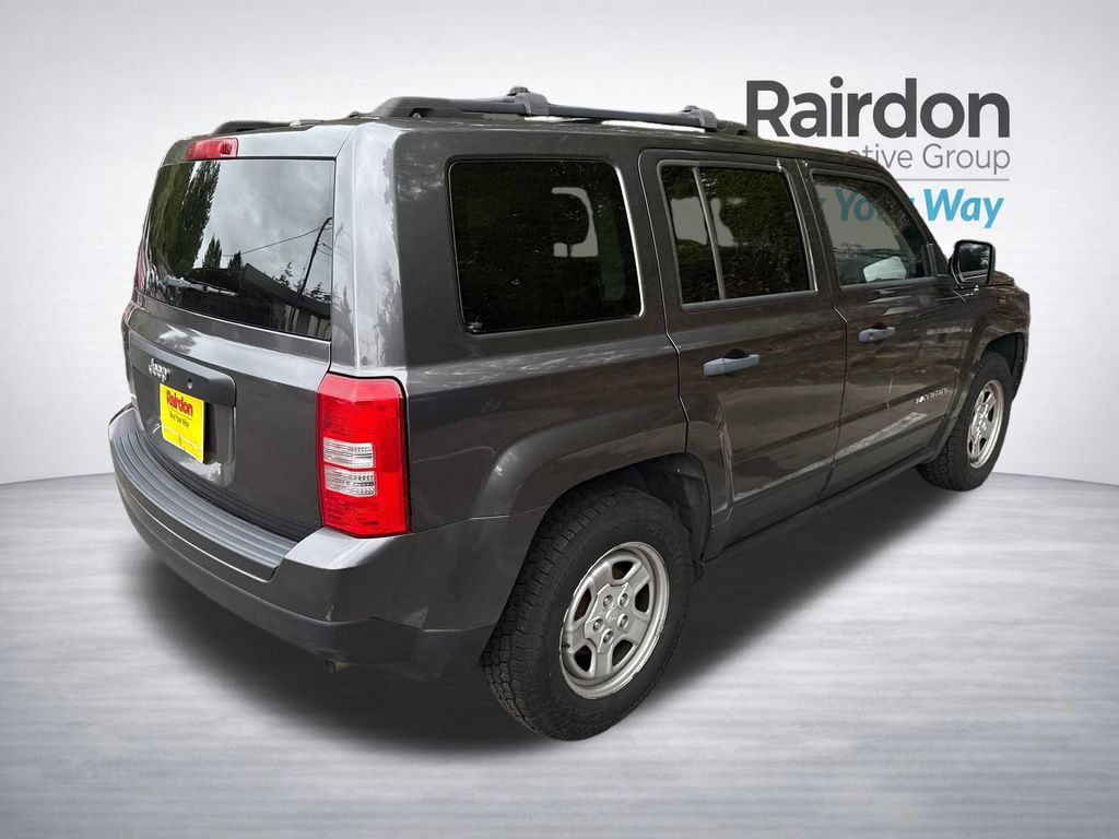 Used 2016 Jeep Patriot Sport FWD image 7