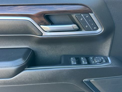 Certified 2022 GMC Sierra 1500 SLT image 11