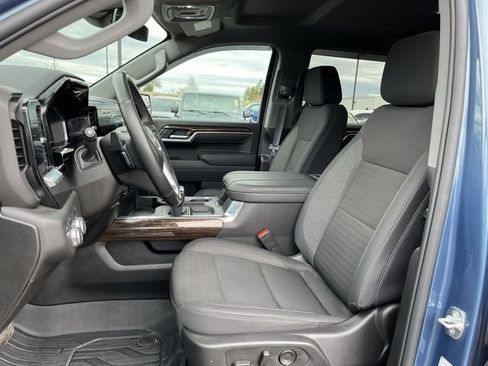 Used 2025 GMC Sierra 1500 Elevation image 15