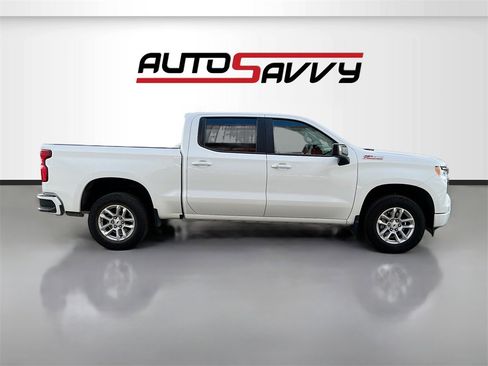 Used 2024 Chevrolet Silverado 1500 RST w/ Z71 Off-Road Package image 8