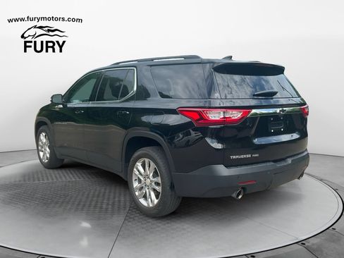 Used 2021 Chevrolet Traverse LT w/ LT Premium Package AWD/4WD image 5