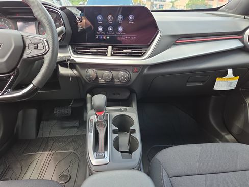 New 2026 Chevrolet Trax RS w/ Driver Confidence Package FWD image 22