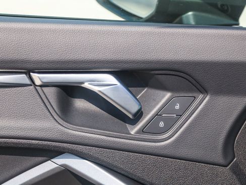 New 2025 Audi Q3 2.0T Premium w/ Convenience Package image 33