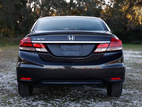 Used 2013 Honda Civic LX image 7