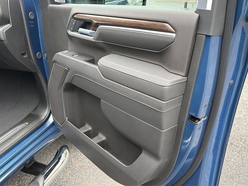 New 2026 Chevrolet Silverado 3500 LT w/ All Star Edition AWD/4WD image 14
