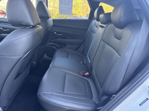 Used 2026 Hyundai Tucson Limited image 11