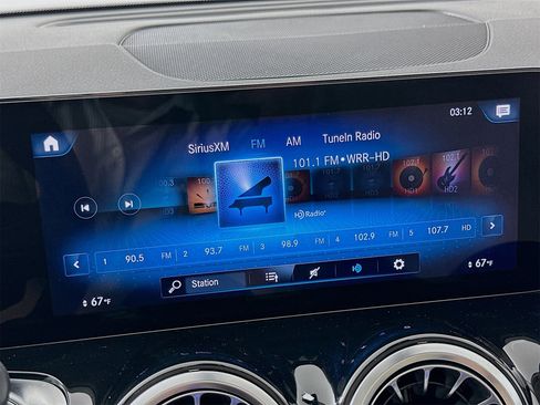 Certified 2023 Mercedes-Benz GLB 250 image 15