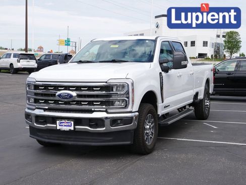 Used 2024 Ford F350 Lariat image 9
