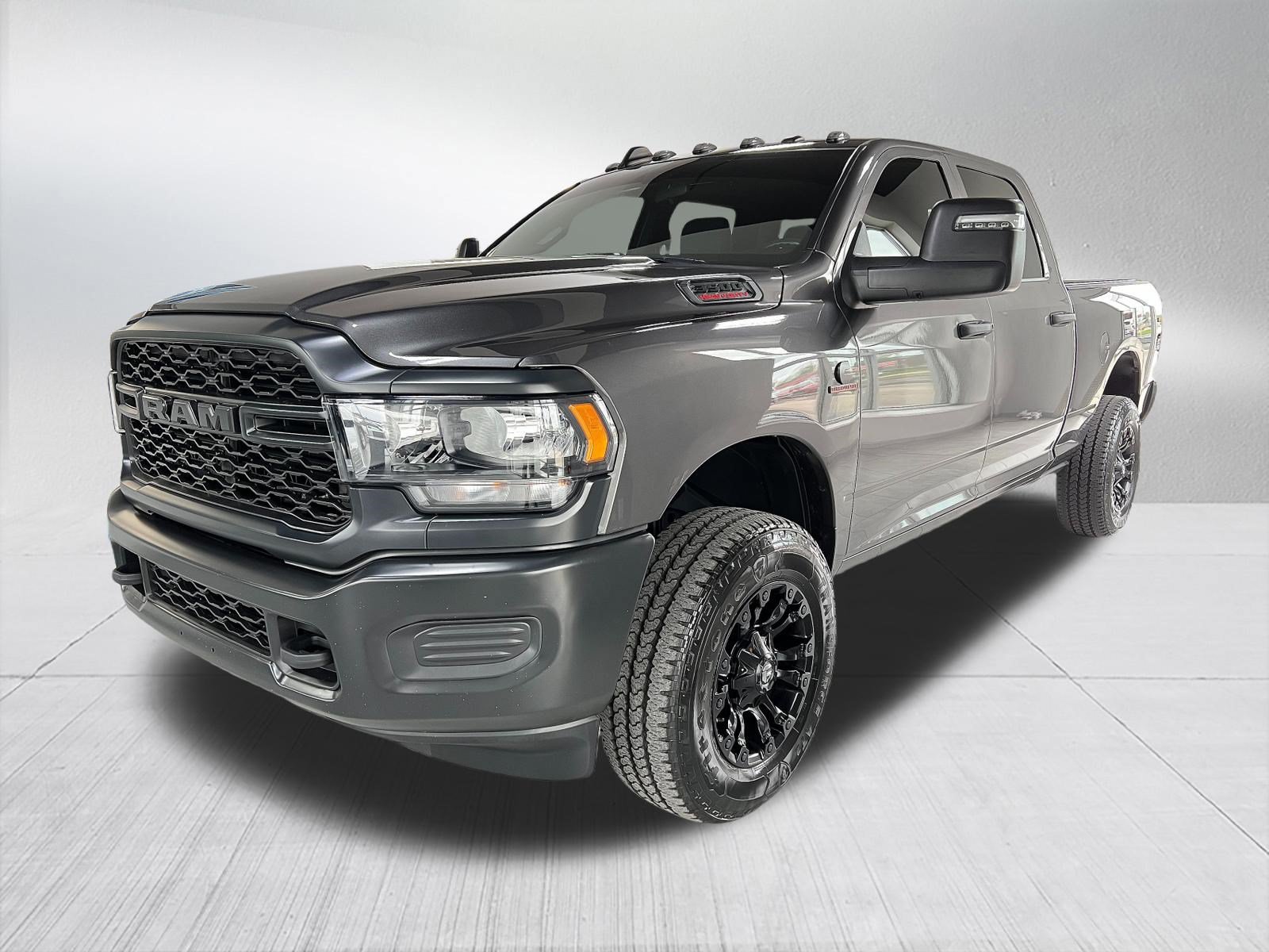 Used 2024 RAM 3500 Tradesman w/ Snow Chief Group AWD/4WD image 1