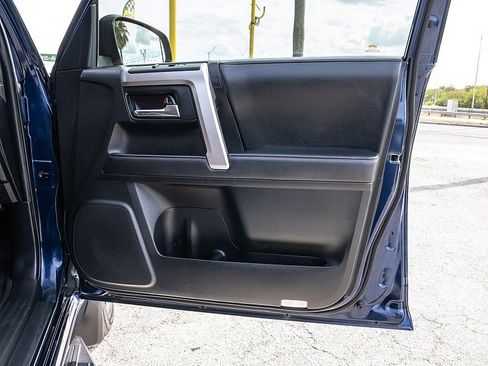 Used 2020 Toyota 4Runner Limited image 13