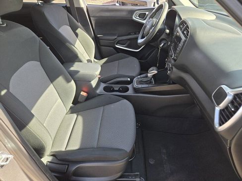 Certified 2024 Kia Soul LX w/ Option Group 015 image 15