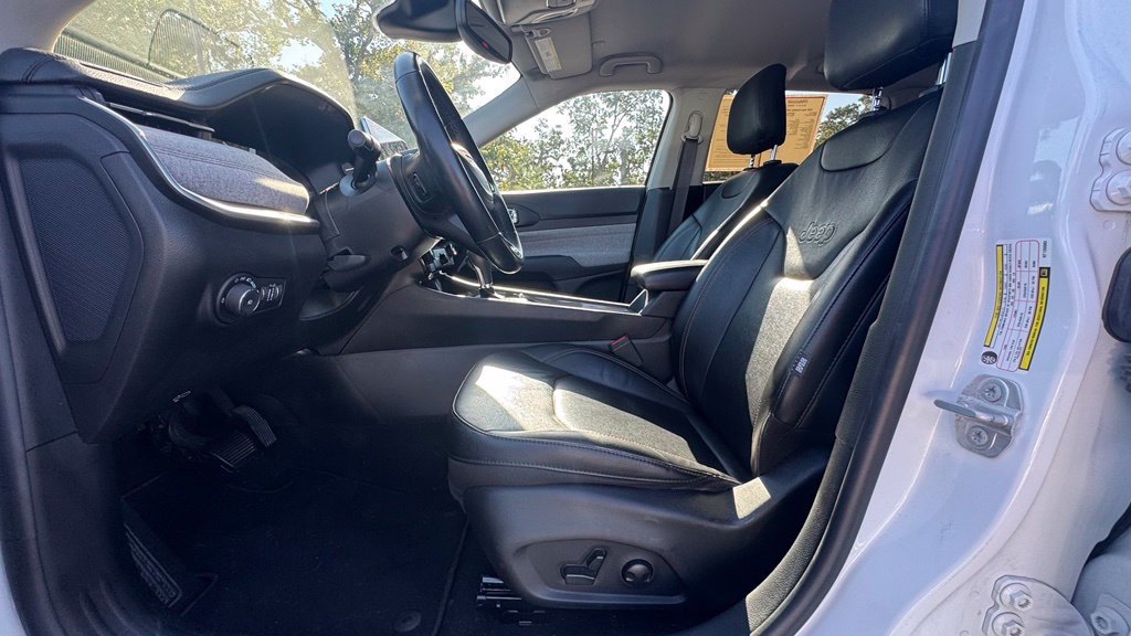 Used 2022 Jeep Compass Latitude AWD/4WD image 19