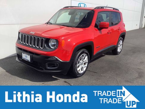 Used 2017 Jeep Renegade Latitude FWD image 1
