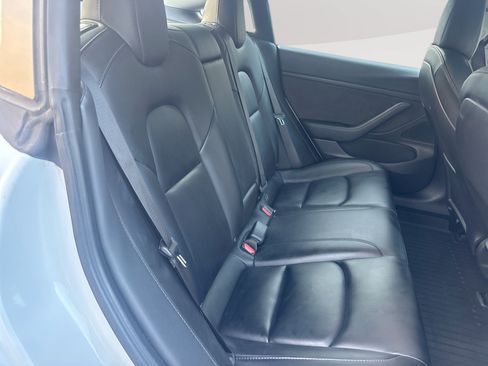 Used 2020 Tesla Model 3 Standard Range RWD image 26