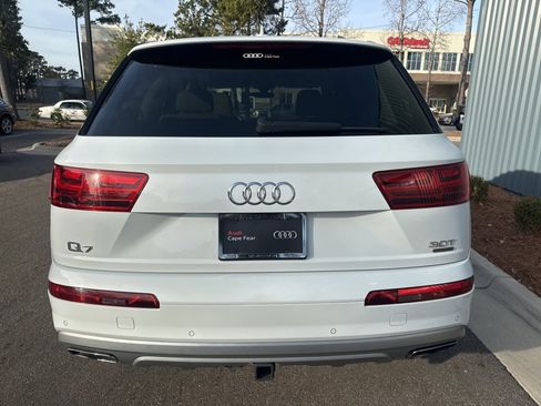 Used 2018 Audi Q7 3.0T Prestige image 4