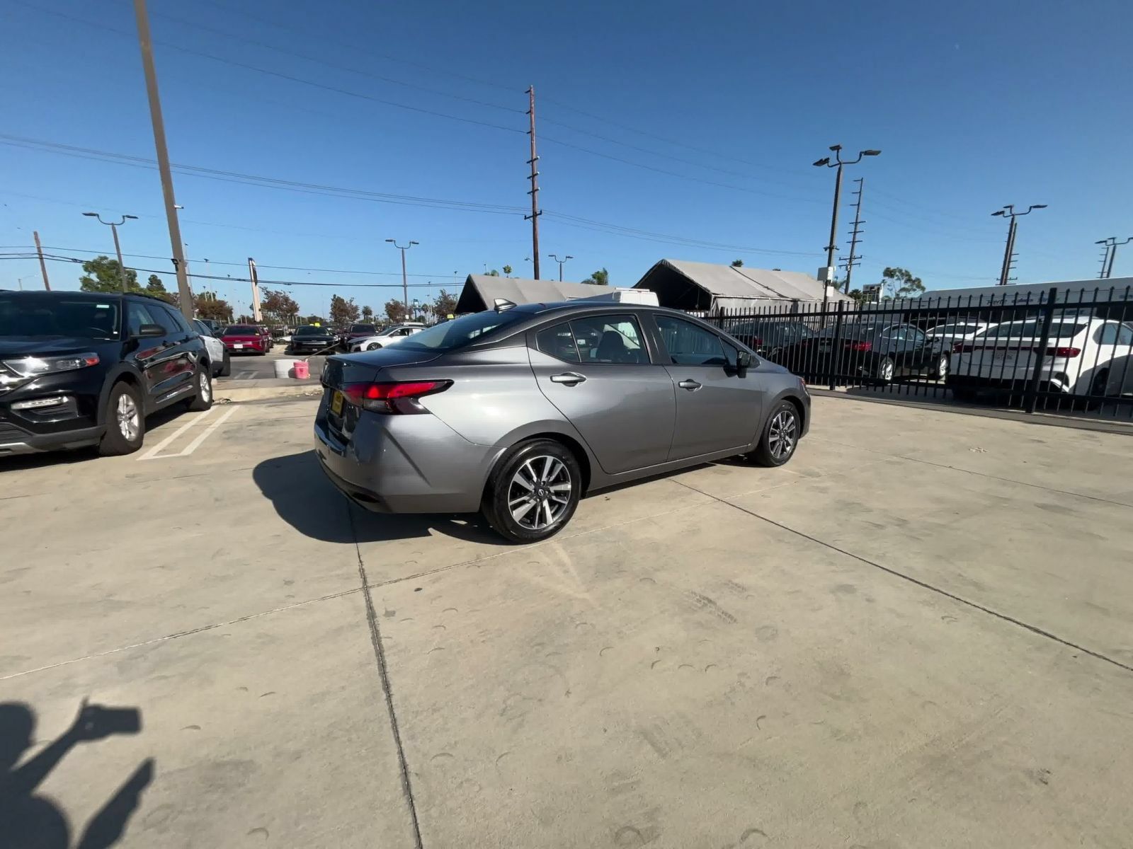 Used 2025 Nissan Versa SV FWD image 14