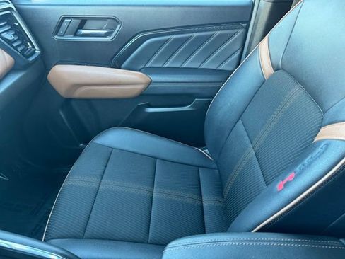 Certified 2024 GMC Canyon AT4 AWD/4WD image 24