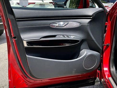 Used 2025 Genesis GV70 2.5T image 26