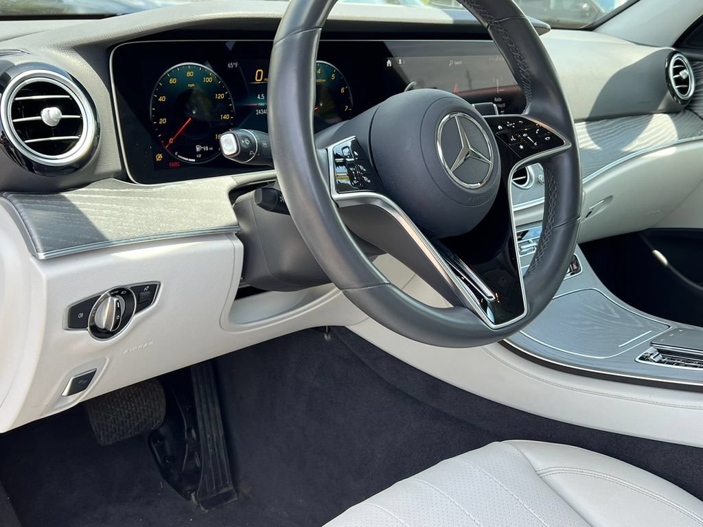 Used 2023 Mercedes-Benz E 350 4MATIC Sedan w/ Premium Package image 19