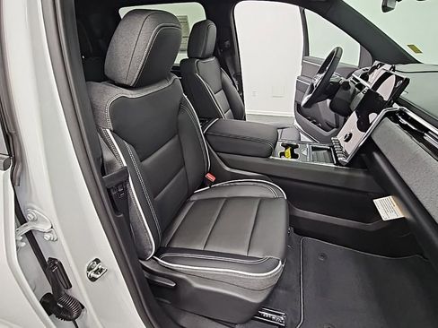 New 2026 GMC Sierra EV Elevation image 37