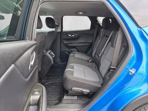 Used 2024 Chevrolet Blazer LT w/ Convenience Package FWD image 19