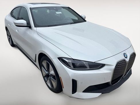 New 2025 BMW i4 xDrive40i w/ Premium Package image 12