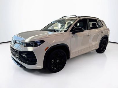 New 2026 Volkswagen Tiguan SE R-Line