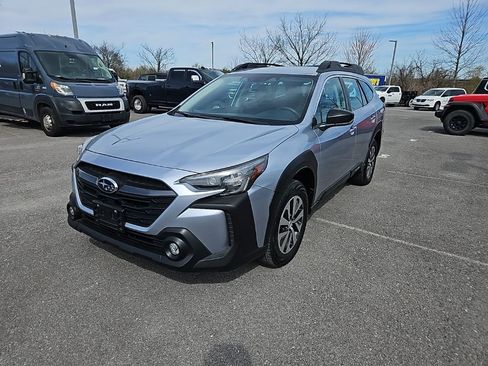 Used 2024 Subaru Outback 2.5i image 3