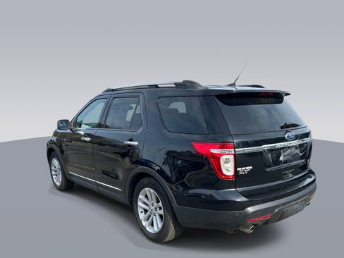 Used 2012 Ford Explorer XLT FWD image 5