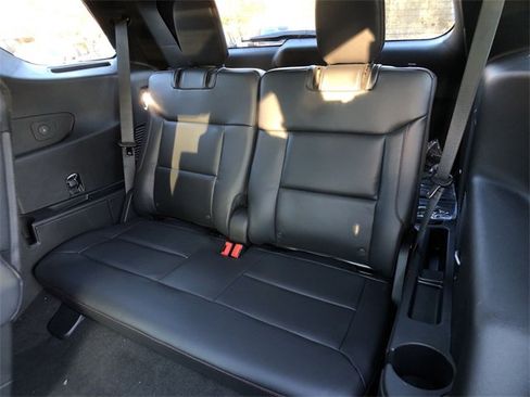 Used 2025 Ford Explorer ST image 24